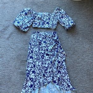 Pink Lily never been worn silk floral set